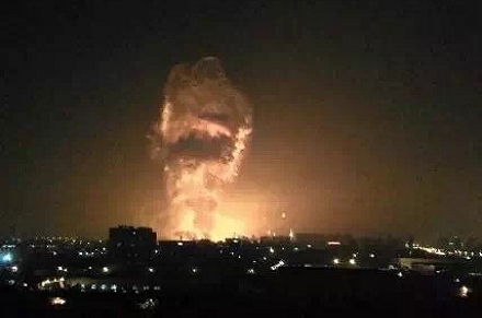 Explosion in Tianjin / Bild: © wikimedia.org / Eristic / Lizenz: CC BY-SA 3.0