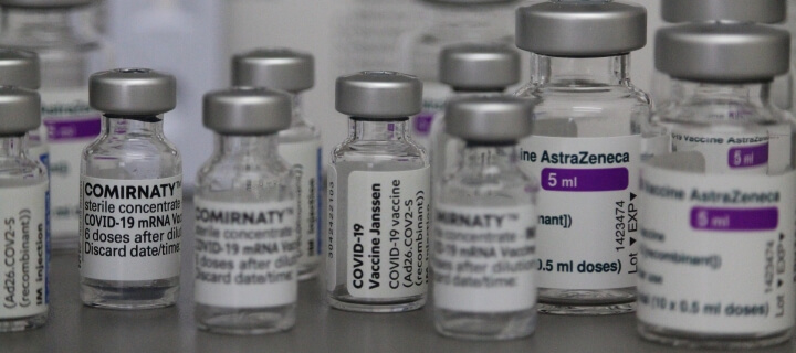 Corona-Pandemie: Drei Millionen Impfstoffdosen droht die Vernichtung