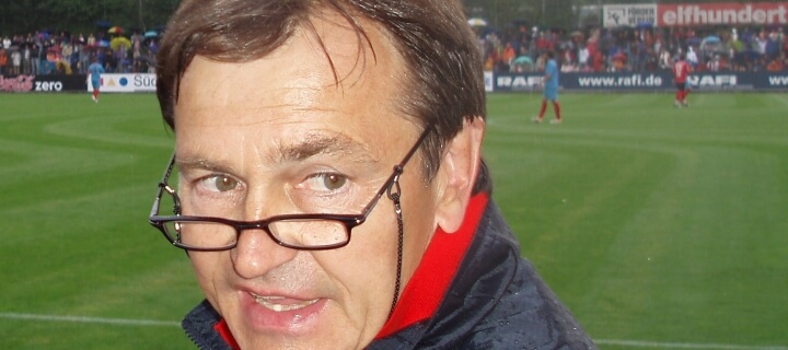 Ex-Trainer Ewald Lienen verlässt FC St. Pauli nach fast acht Jahren